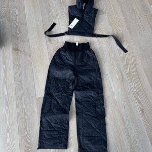High-Waist Snowrider Puffer Pant and top set brand new alo yoga
